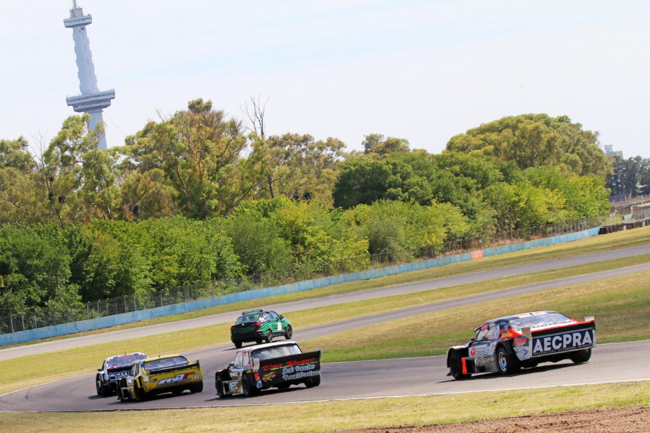 Imágenes de la primera final del Procar 4000: WhatsApp Image 2022-12-17 at 12.48.53.jpeg